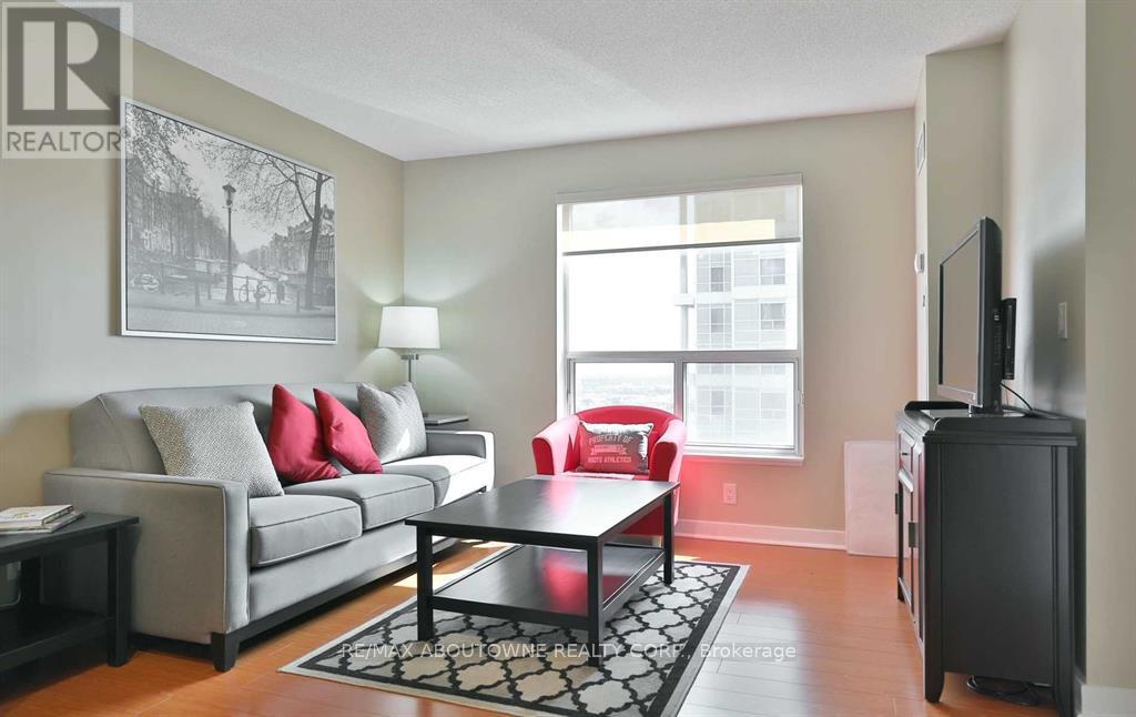 3205 - 36 Lee Centre Drive, Toronto (Woburn), Ontario  M1H 3K2 - Photo 5 - E12446685