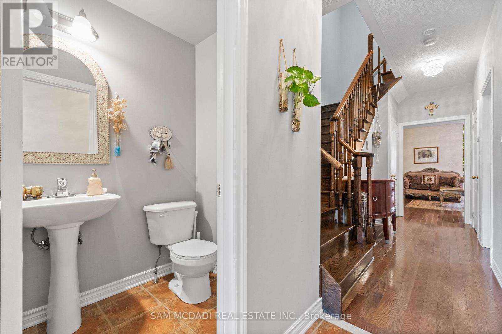 30 Zachary Place, Vaughan (Vellore Village), Ontario  L4H 0C2 - Photo 19 - N12446550