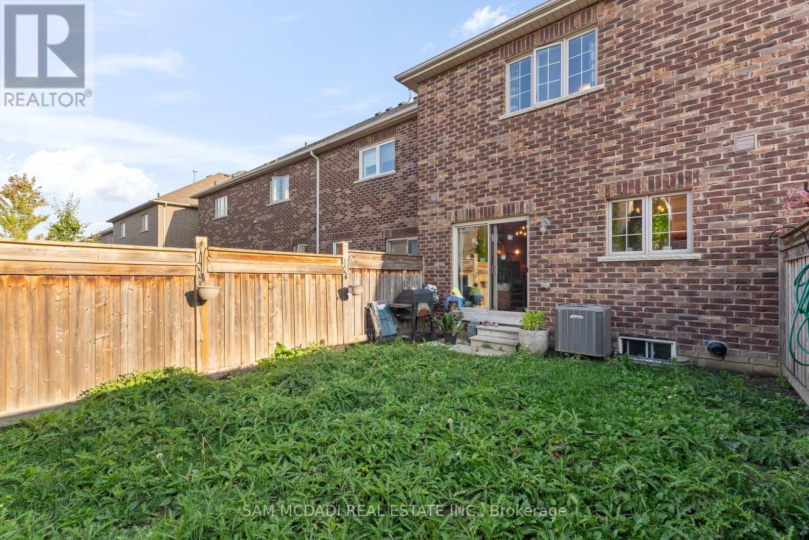 30 Zachary Place, Vaughan (Vellore Village), Ontario  L4H 0C2 - Photo 31 - N12446550