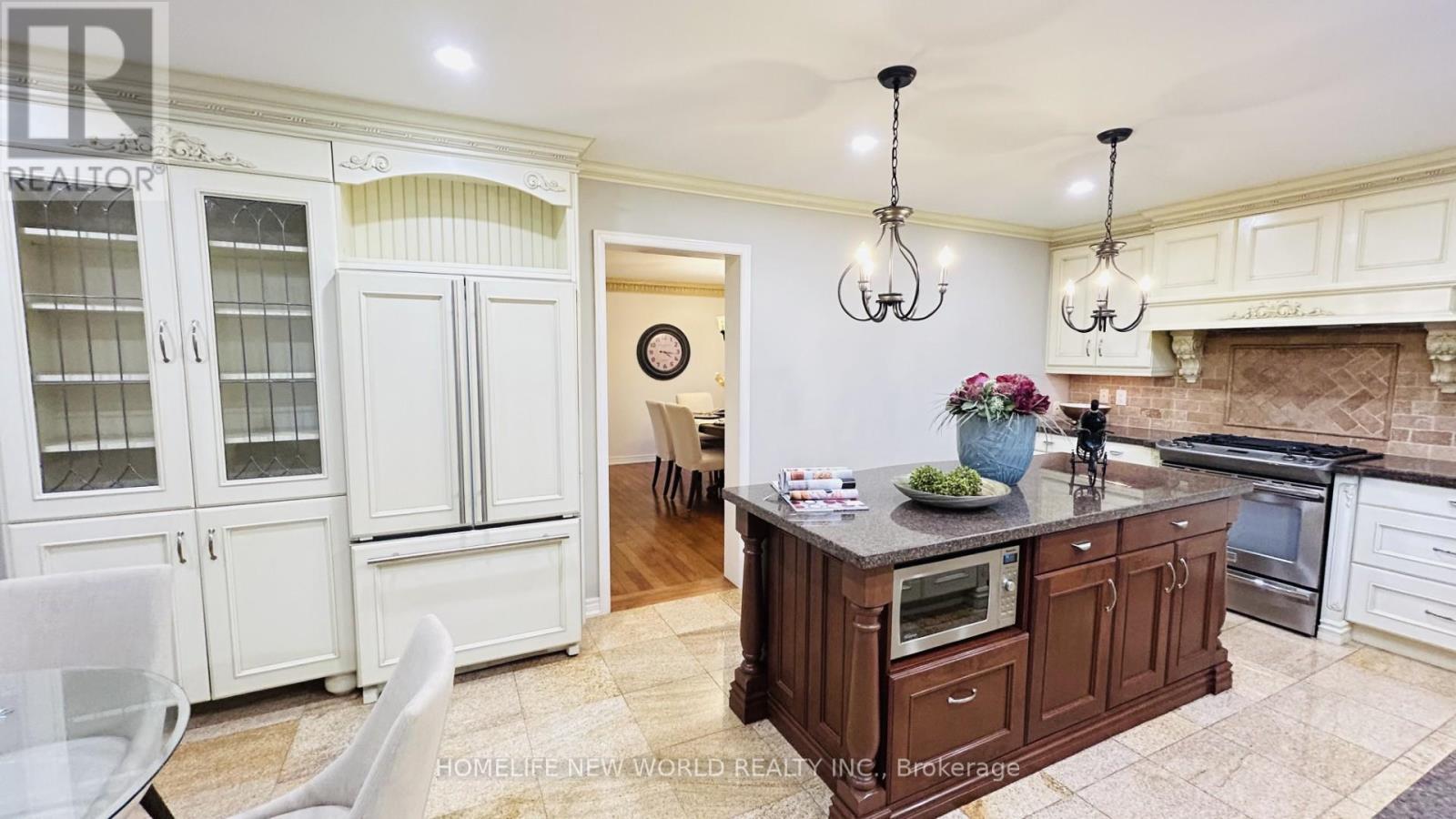 102 Willowbrook Road, Markham (Aileen-Willowbrook), Ontario  L3T 5P5 - Photo 15 - N12446578