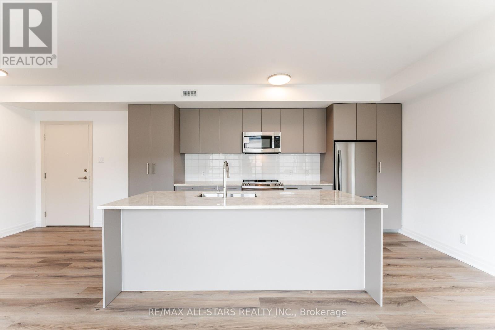 Ph20 - 101 Cathedral High Street, Markham, Ontario  L6C 3L8 - Photo 17 - N12446596