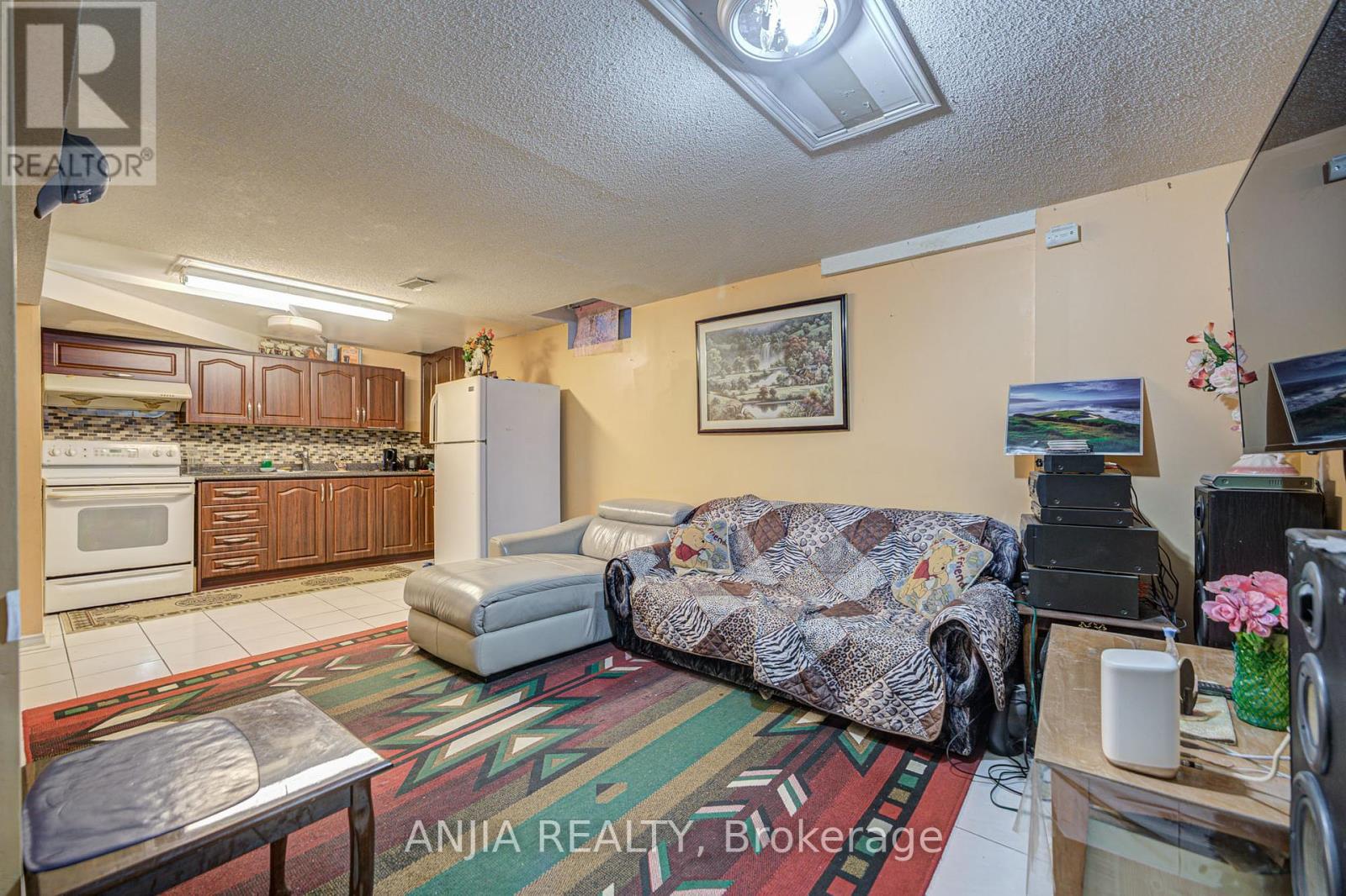34 Terrosa Road, Markham, Ontario  L3S 2M7 - Photo 35 - N12446625