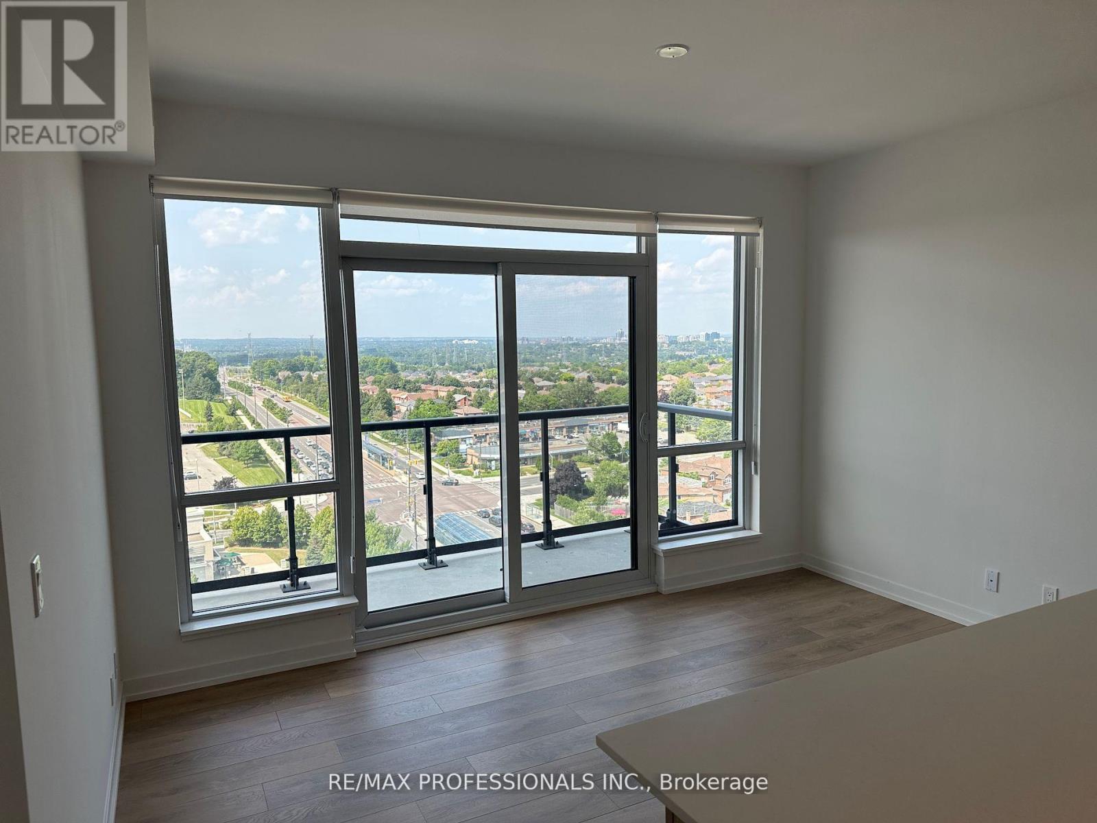 B1203 - 7950 Bathurst Street, Vaughan (Beverley Glen), Ontario  L4J 0L4 - Photo 7 - N12446652
