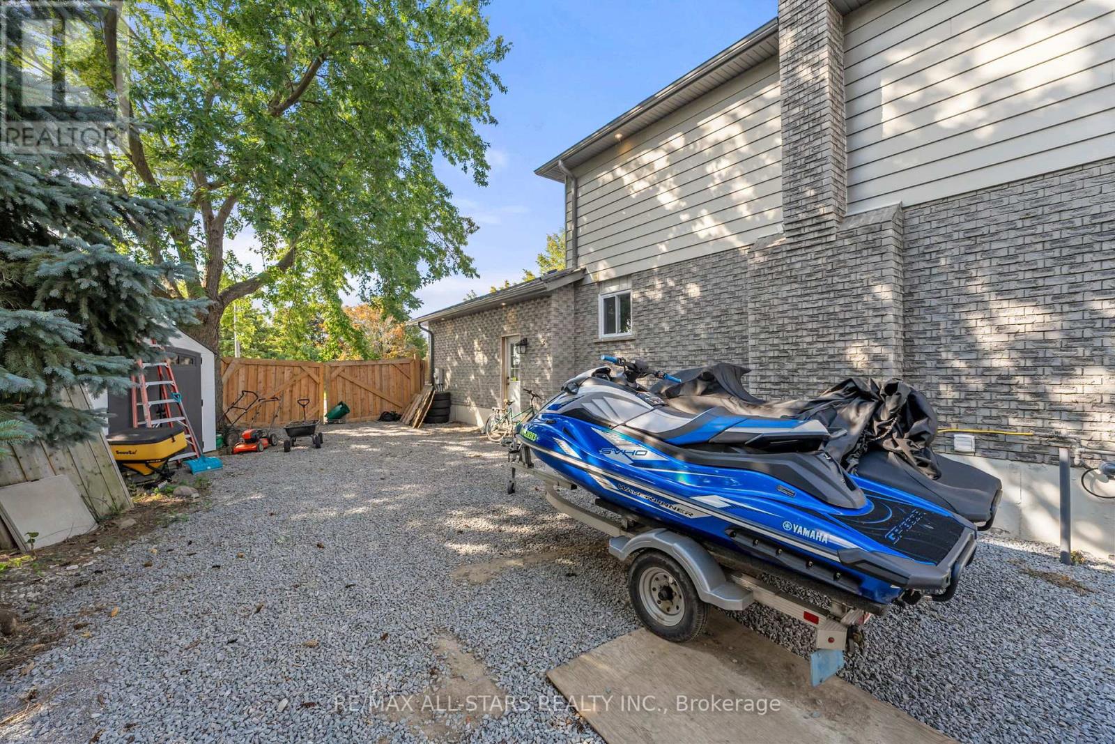 222 Biscayne Boulevard, Georgina (Keswick South), Ontario  L4P 3L8 - Photo 30 - N12446680