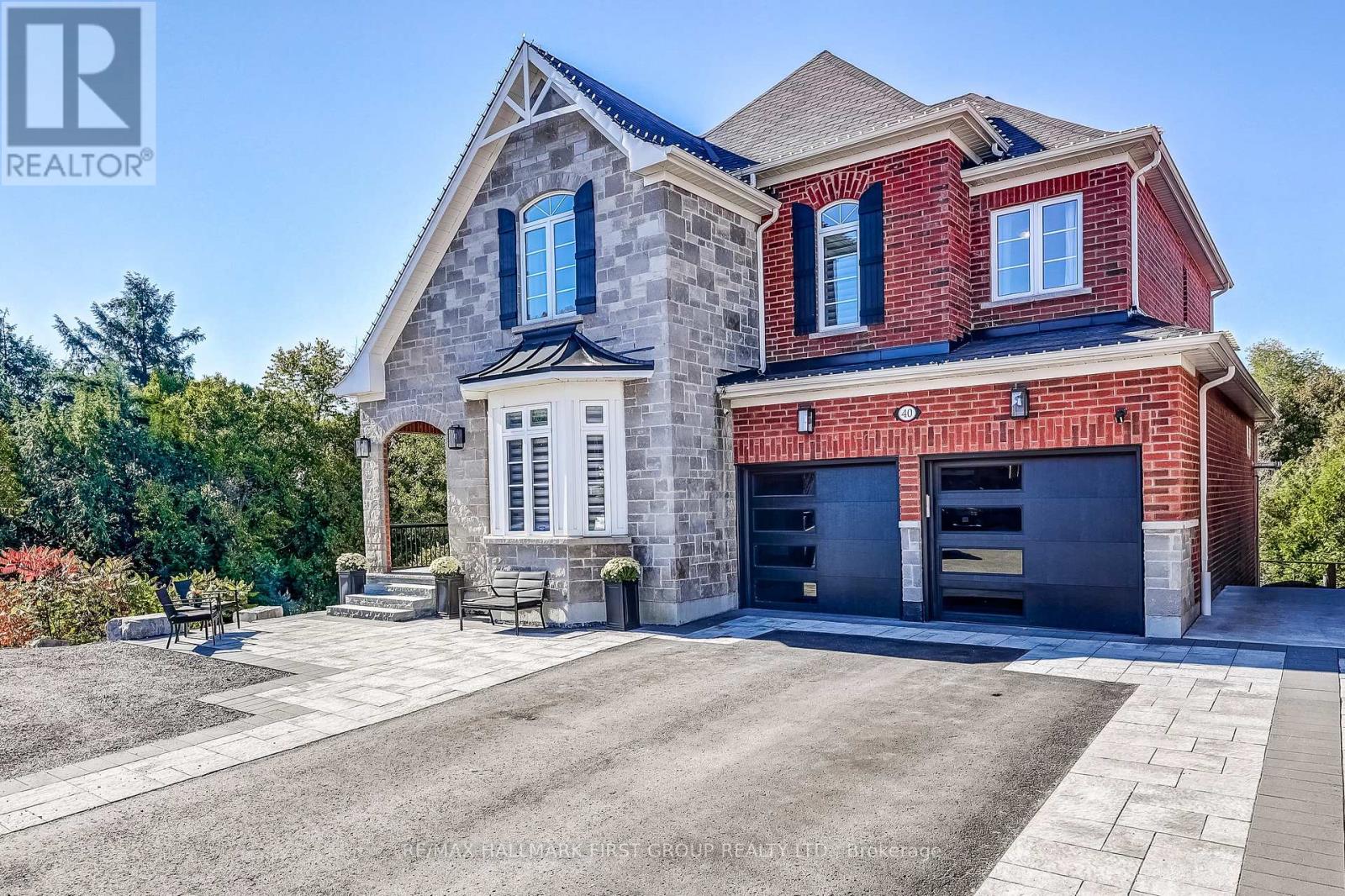 40 Endeavour Court, Whitby, Ontario  L1P 0B5 - Photo 2 - E12446574