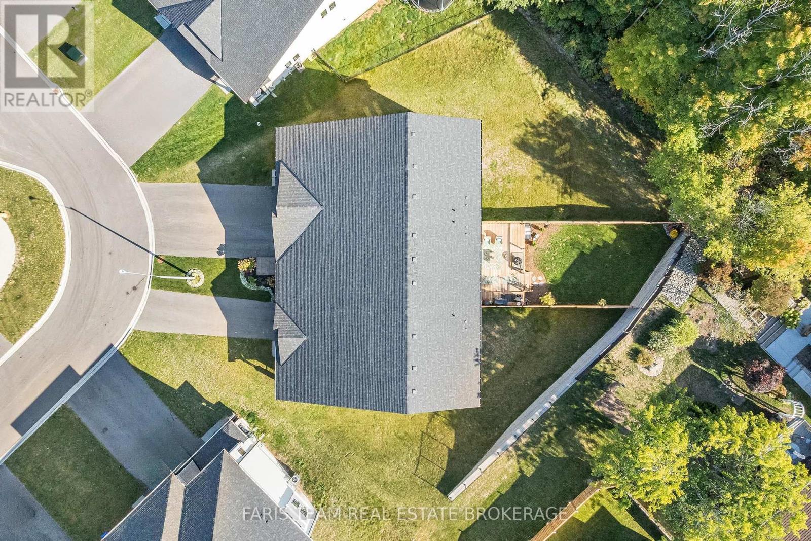 16 Lahey Crescent, Penetanguishene, Ontario  L9M 0W1 - Photo 39 - S12446566