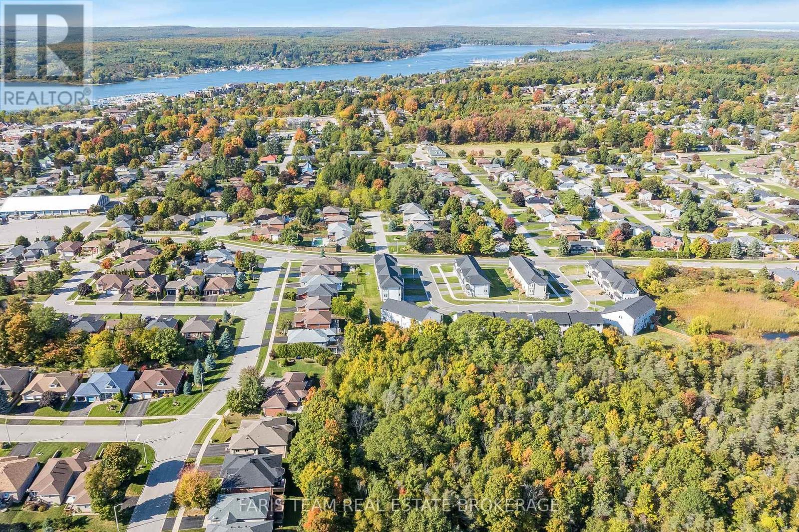 16 Lahey Crescent, Penetanguishene, Ontario  L9M 0W1 - Photo 41 - S12446566
