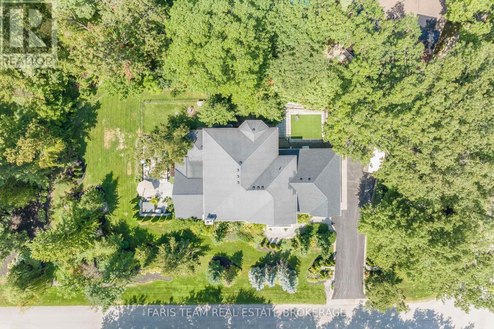 6 Georgina Drive, Barrie (North Shore), Ontario  L4M 1E9 - Photo 46 - S12446580