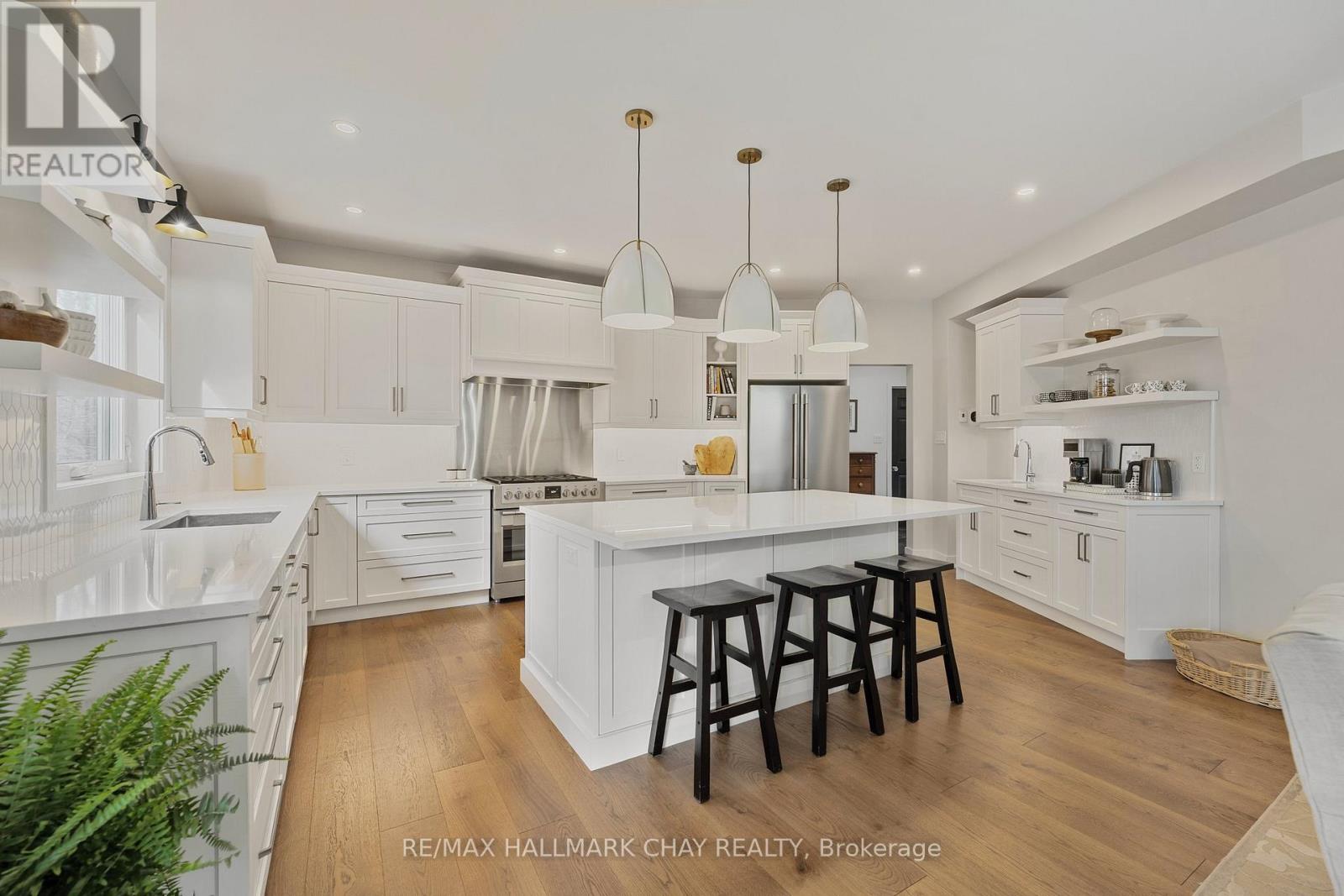 1359 Old Barrie Road E, Oro-Medonte (Hawkestone), Ontario  L0L 1T0 - Photo 16 - S12446590