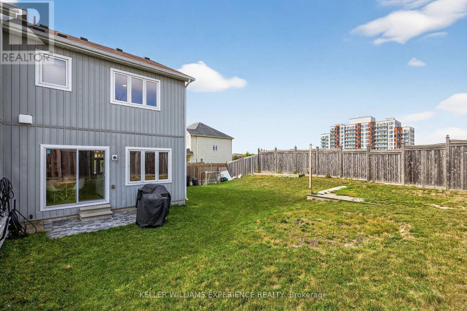 70 Pearcey Crescent, Barrie (Bayfield), Ontario  L4N 6R7 - Photo 17 - S12446679