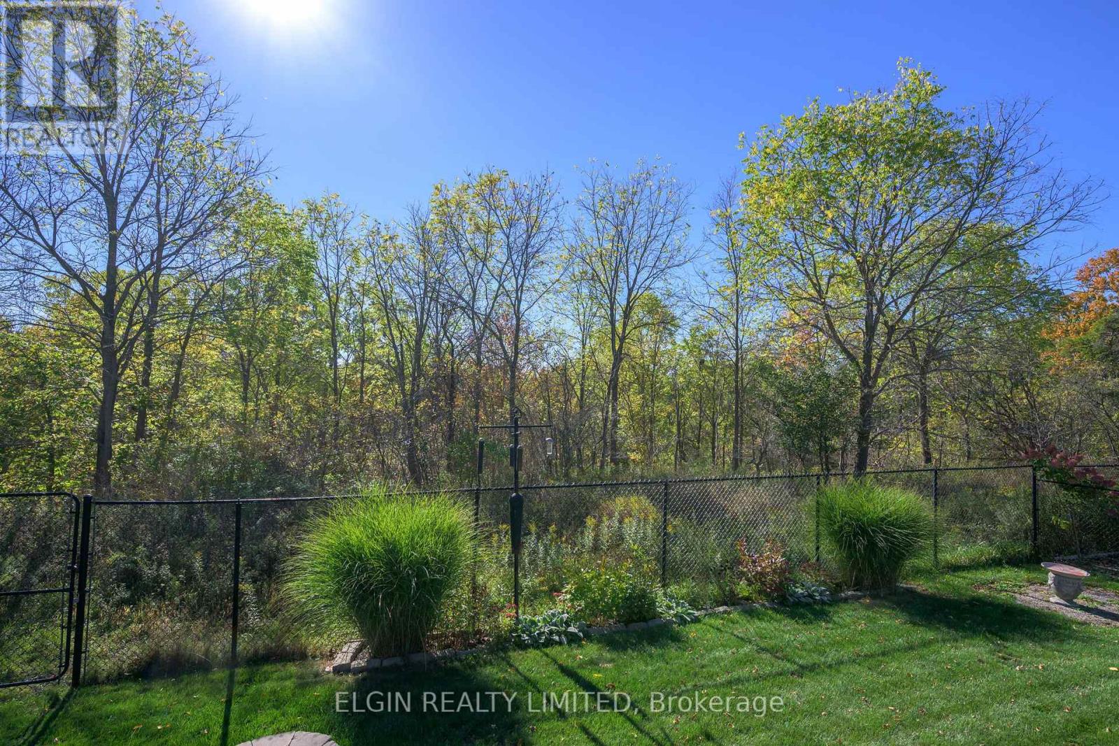 8 Deerfield Court, St. Thomas, Ontario  N5P 0B8 - Photo 8 - X12437209