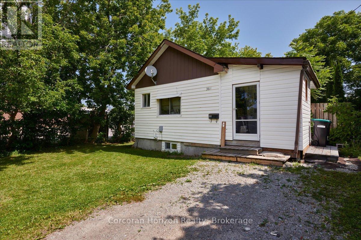 361 Fitton Street, Midland, Ontario  L4R 2T4 - Photo 6 - S12446710