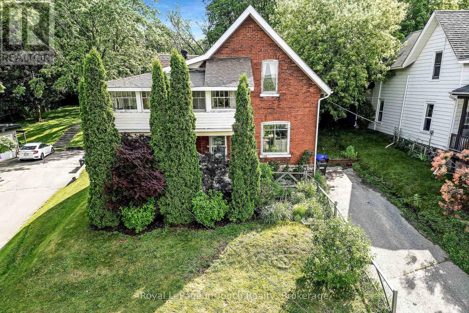 233 QUEEN STREET, Midland, Ontario