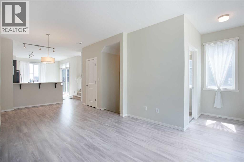 19 Kinlea Common Nw, Calgary, Alberta  T3K 3Z5 - Photo 12 - A2262421