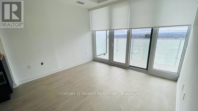 5007 - 3900 Confederation Parkway, Mississauga, Ontario  L5B 0M3 - Photo 10 - W12446762