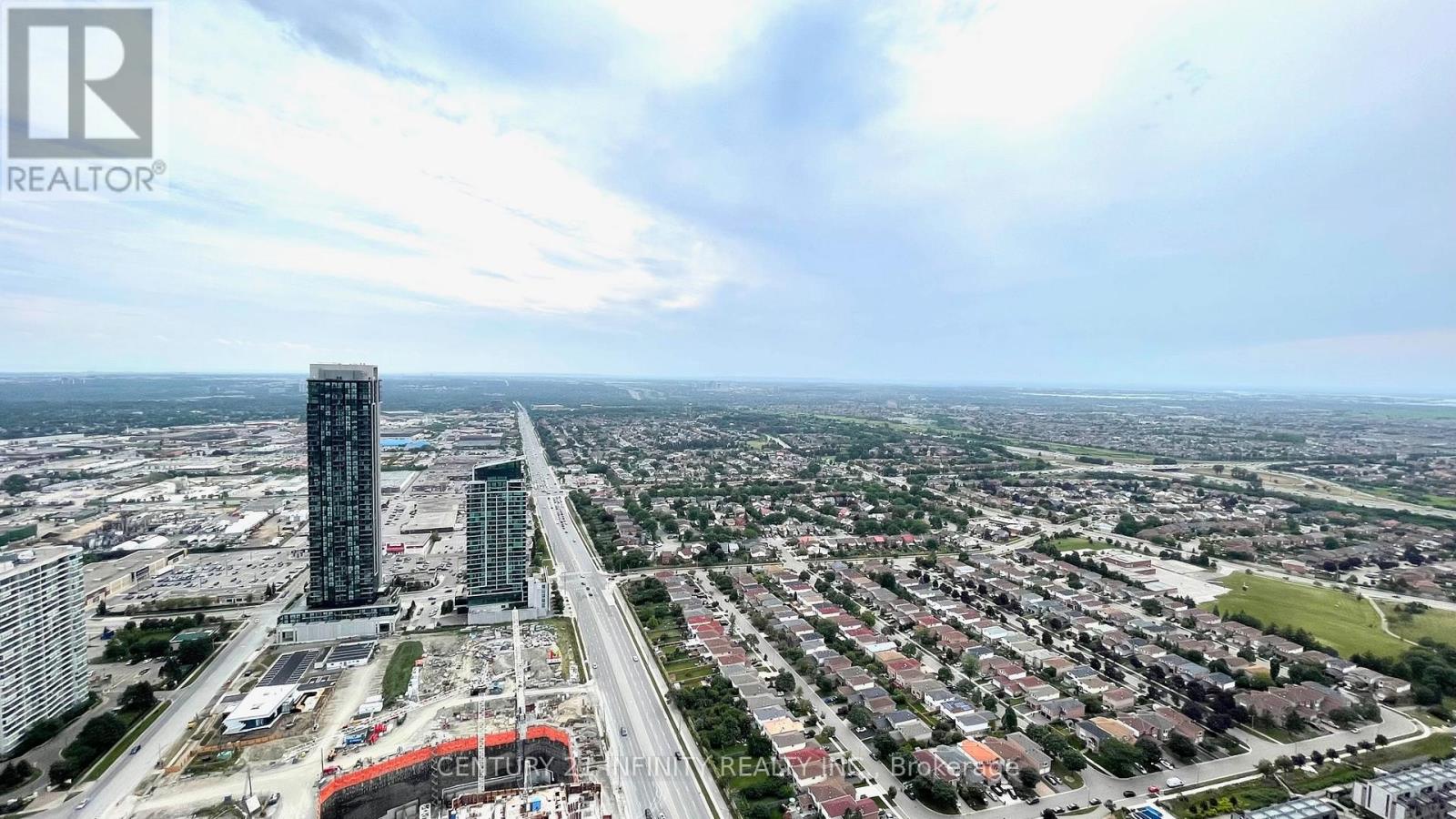 5007 - 3900 Confederation Parkway, Mississauga, Ontario  L5B 0M3 - Photo 20 - W12446762