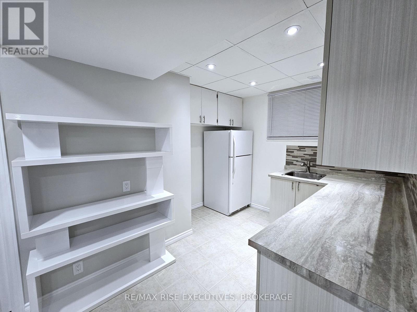 158 Joseph Street, Kingston, Ontario  K7K 2H7 - Photo 30 - X12446767