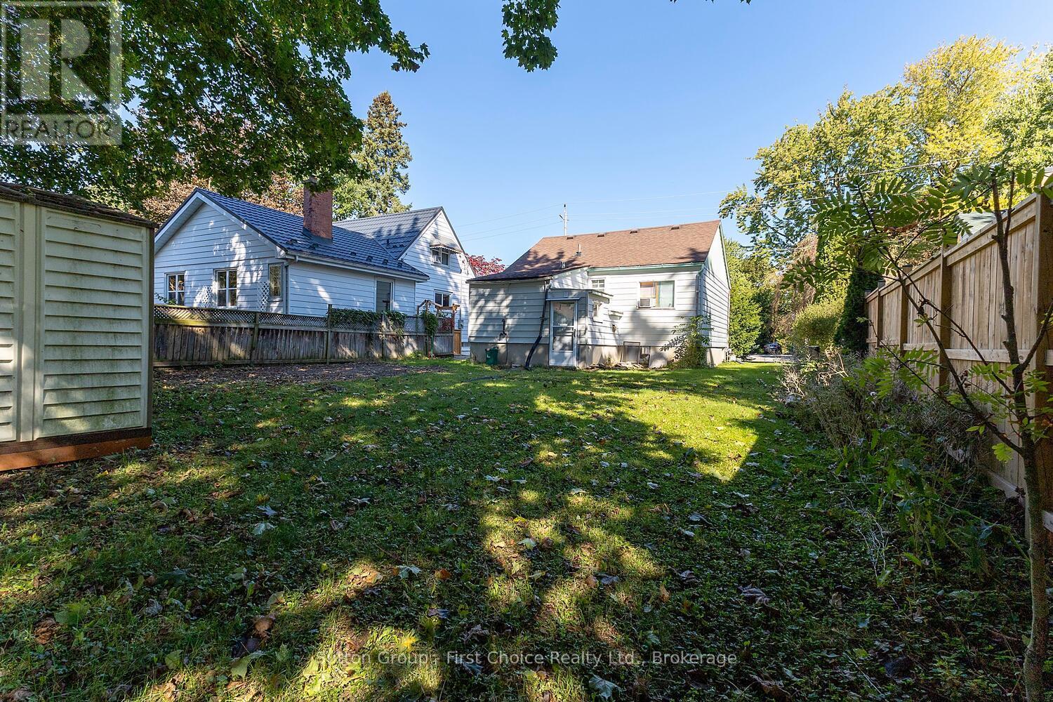 35 Devon Street, Stratford, Ontario  N5A 2Z5 - Photo 15 - X12446778
