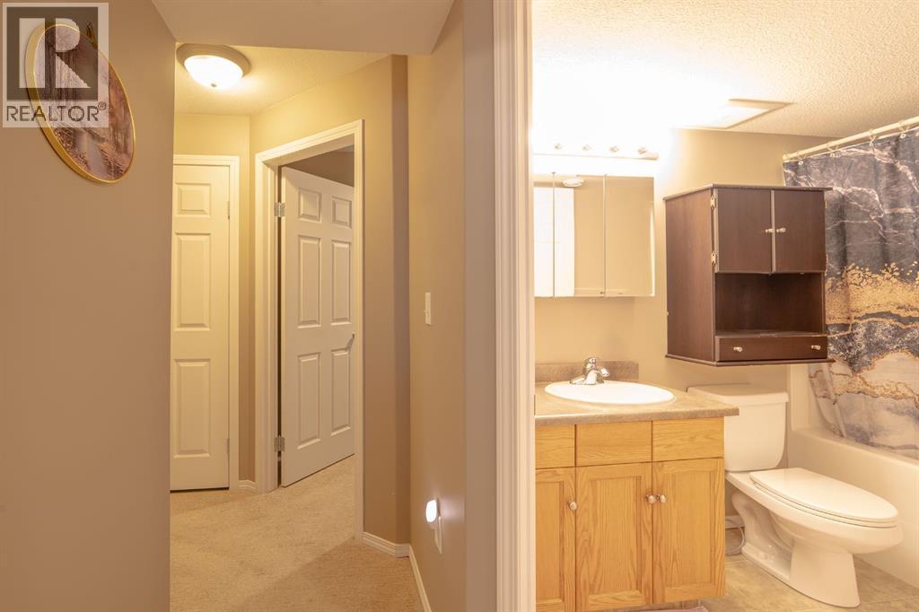 6, 4605 55 Street, Ponoka, Alberta  T4J 0A8 - Photo 17 - A2262418