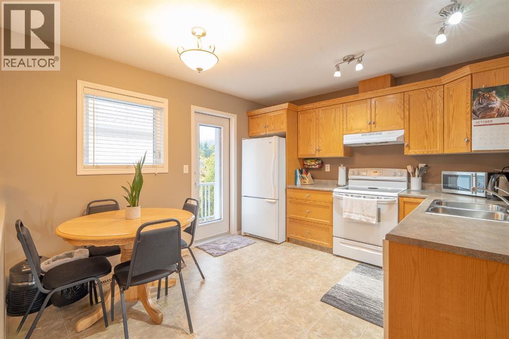 6, 4605 55 Street, Ponoka, Alberta  T4J 0A8 - Photo 5 - A2262418