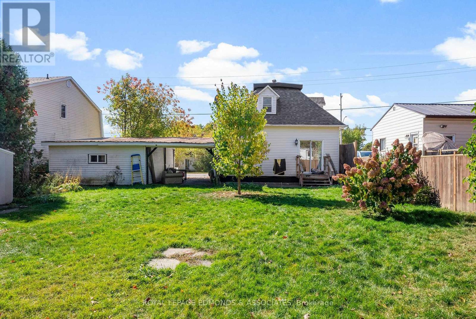 525 Boundary Road E, Pembroke, Ontario  K8A 6L7 - Photo 23 - X12446250