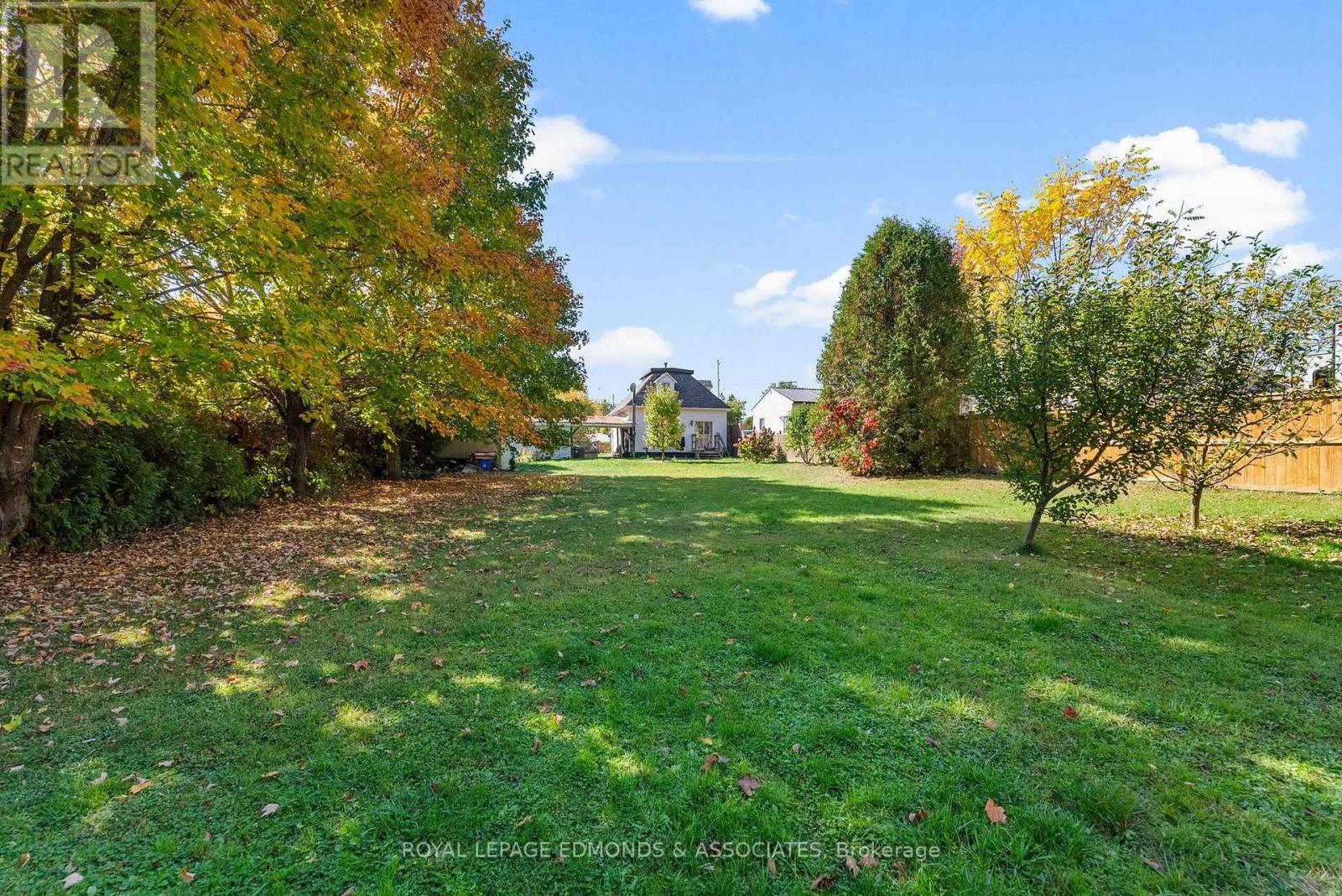 525 Boundary Road E, Pembroke, Ontario  K8A 6L7 - Photo 4 - X12446250