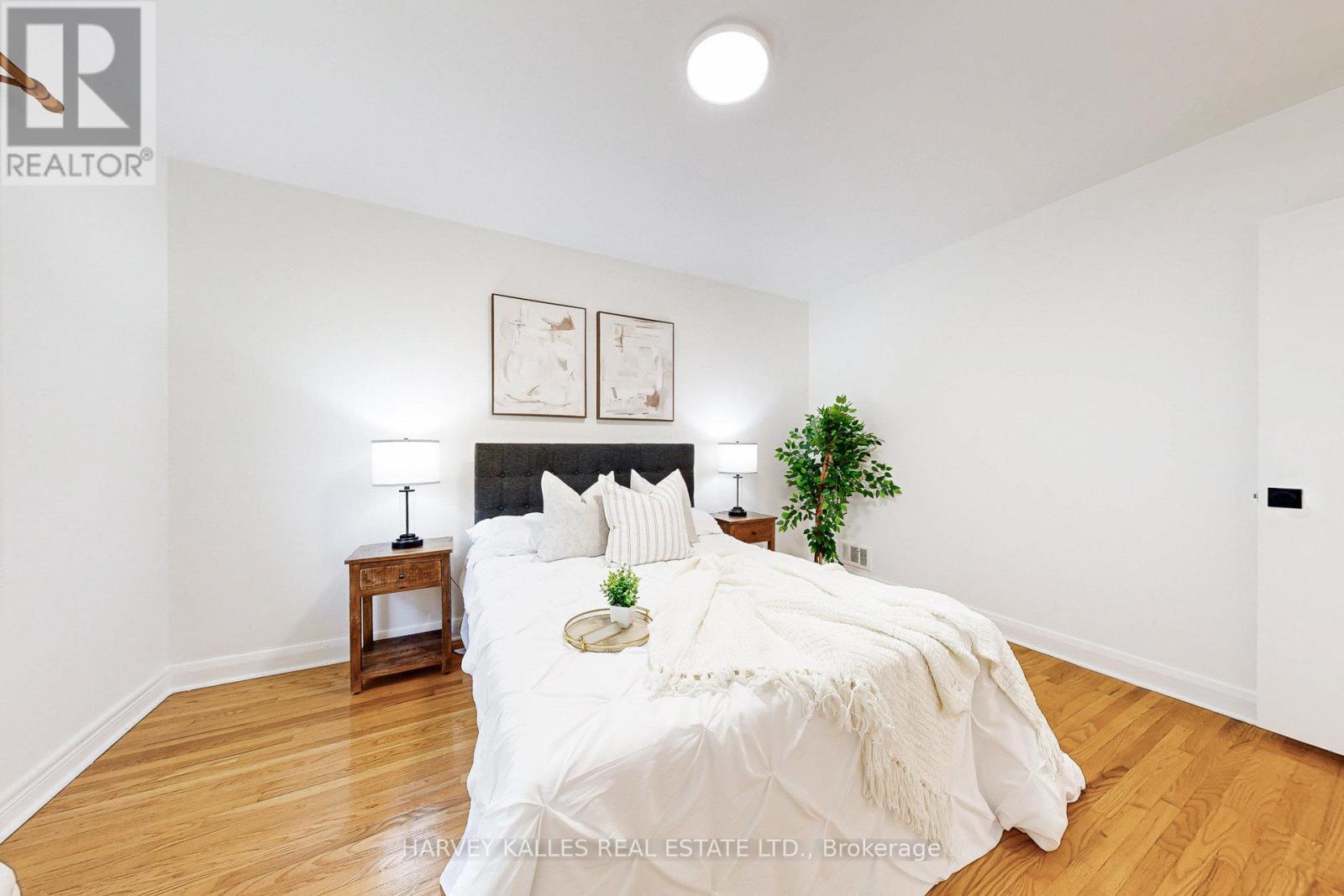 82 Acton Avenue, Toronto, Ontario  M3H 4H1 - Photo 15 - C12446620