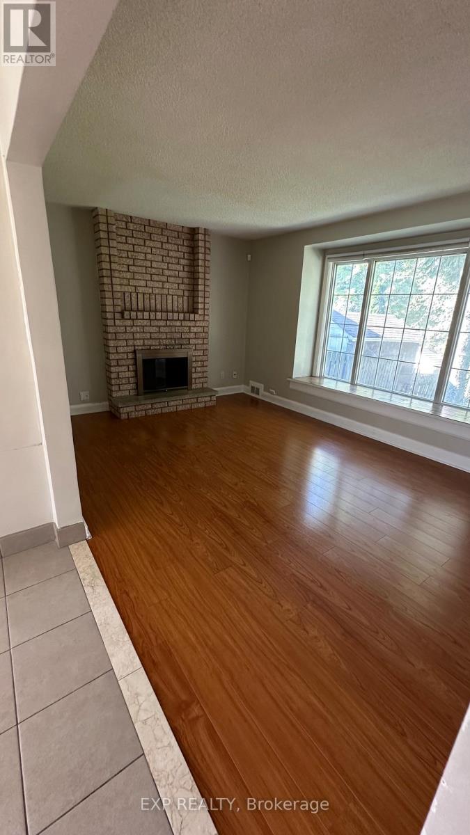 16 King Georges Drive W, Toronto, Ontario  M6M 2G9 - Photo 12 - W12446557
