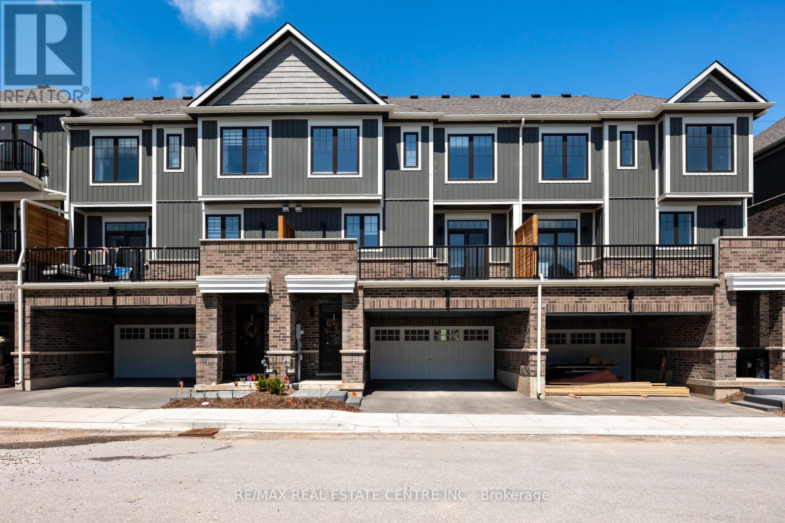 3 - 690 Broadway Avenue, Orangeville, Ontario  L9W 5C8 - Photo 1 - W12446579