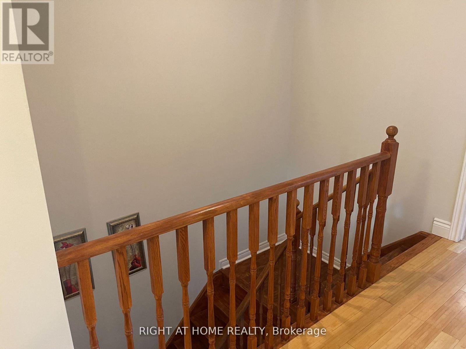 18 Archbury Circle, Caledon, Ontario  L7E 2H7 - Photo 11 - W12446583