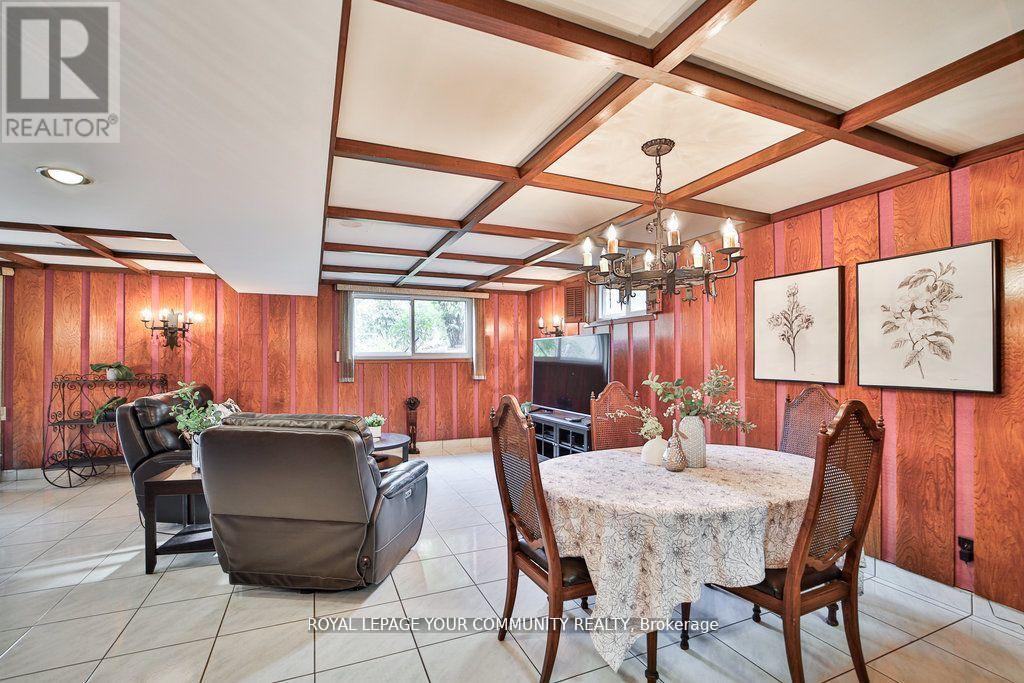 21 Disan Court, Toronto (Thistletown-Beaumonde Heights), Ontario  M9V 4A5 - Photo 32 - W12446619