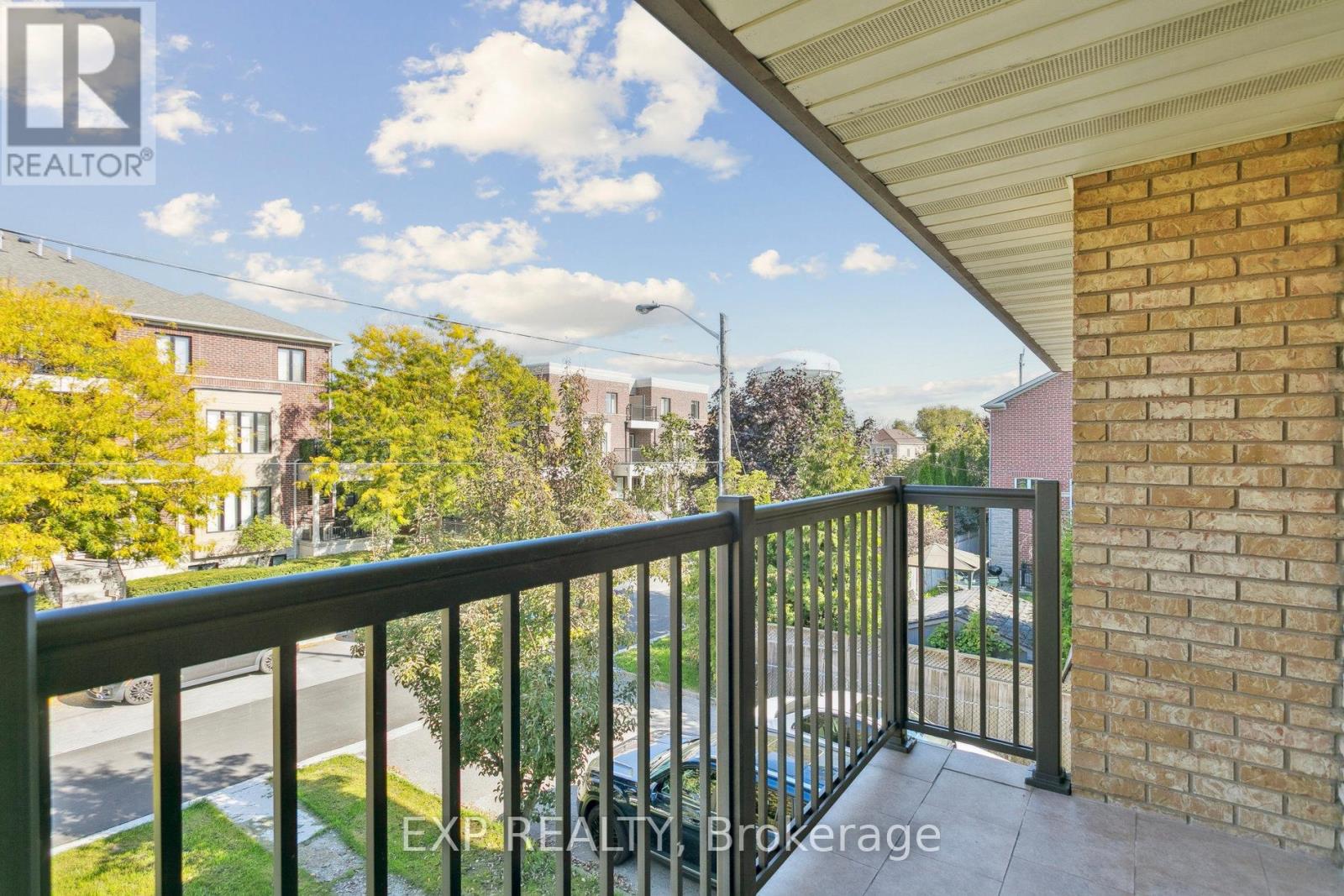2nd Level - 15 Carnation Avenue, Toronto, Ontario  M8V 2J8 - Photo 10 - W12446626