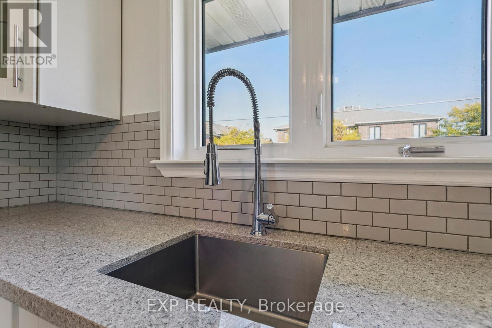 2nd Level - 15 Carnation Avenue, Toronto, Ontario  M8V 2J8 - Photo 18 - W12446626