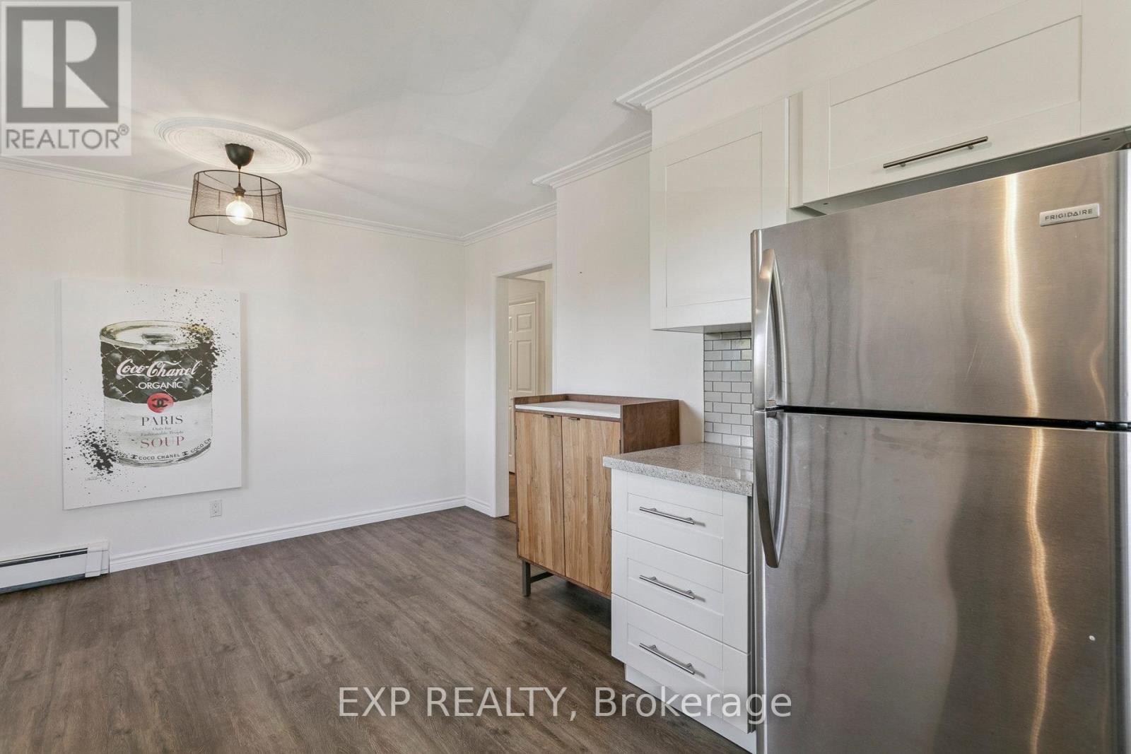 2nd Level - 15 Carnation Avenue, Toronto, Ontario  M8V 2J8 - Photo 19 - W12446626