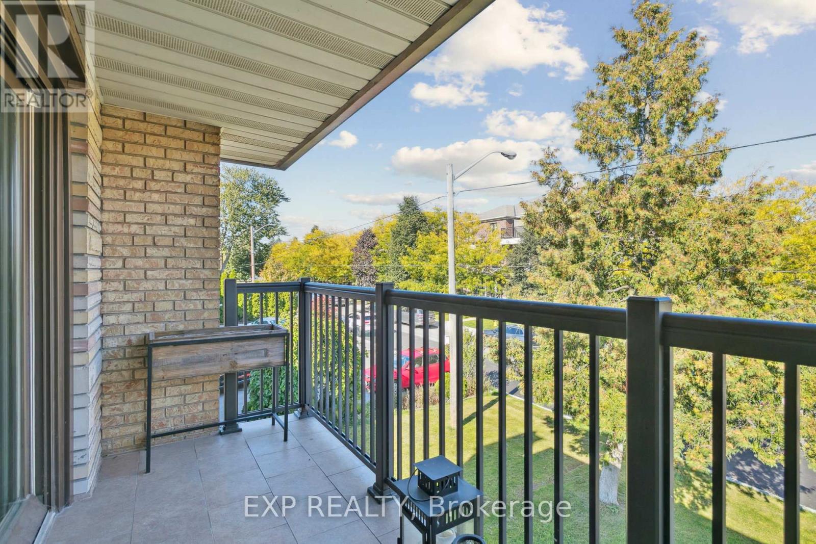 2nd Level - 15 Carnation Avenue, Toronto, Ontario  M8V 2J8 - Photo 2 - W12446626