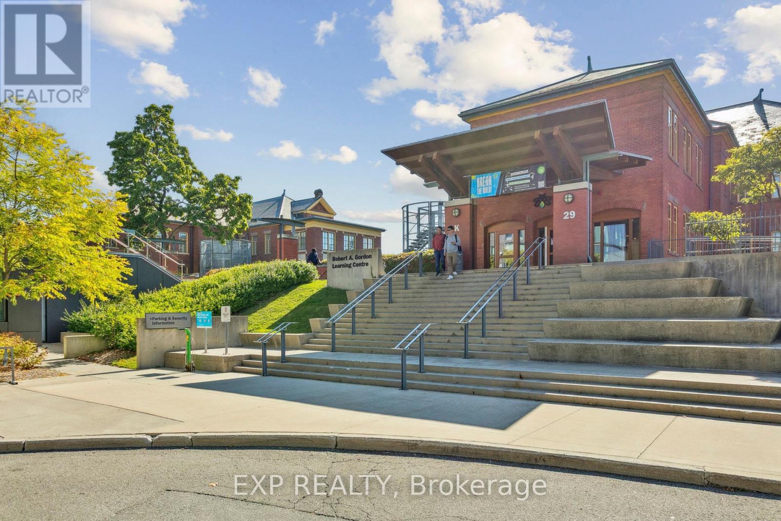 2nd Level - 15 Carnation Avenue, Toronto, Ontario  M8V 2J8 - Photo 45 - W12446626