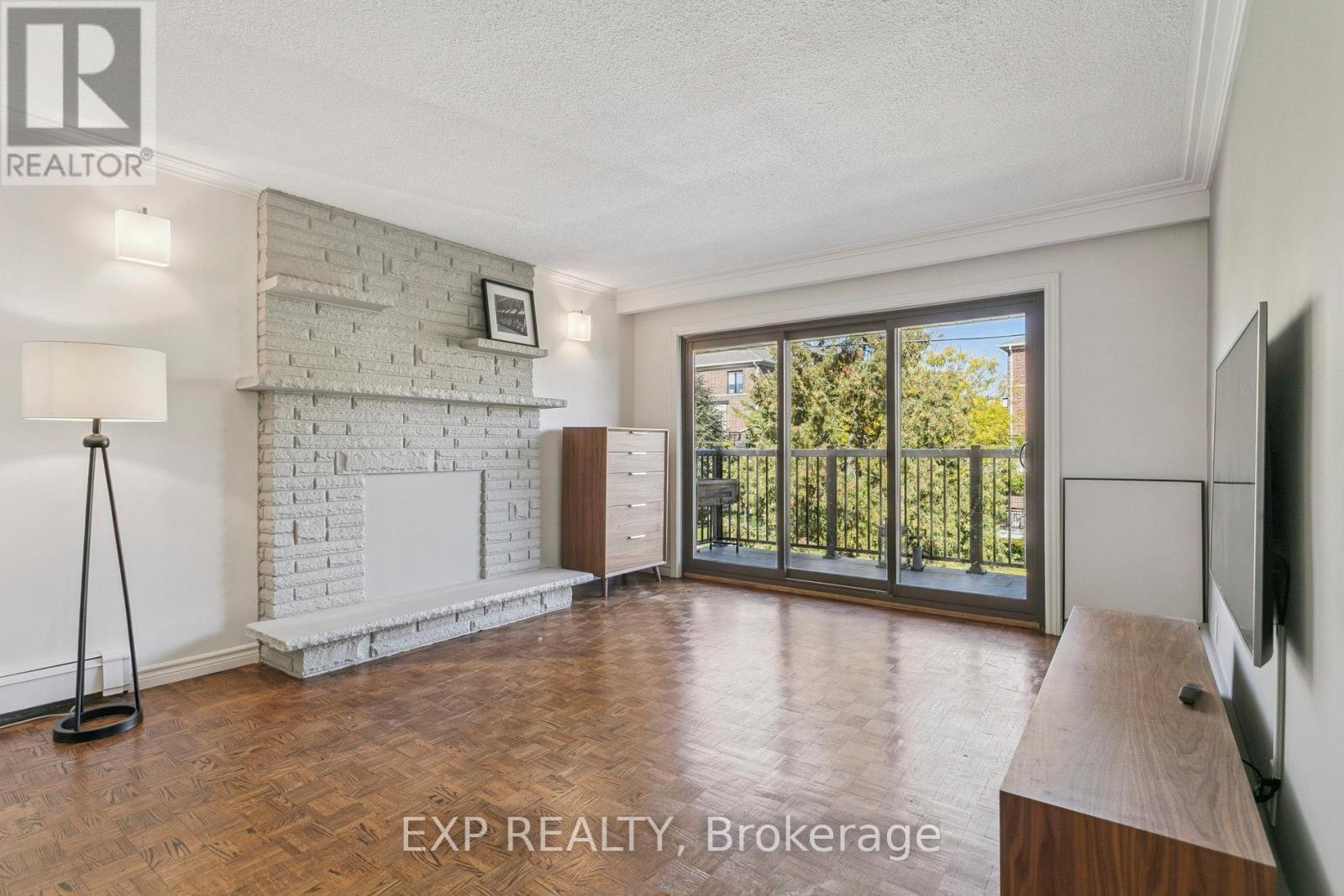2nd Level - 15 Carnation Avenue, Toronto, Ontario  M8V 2J8 - Photo 5 - W12446626