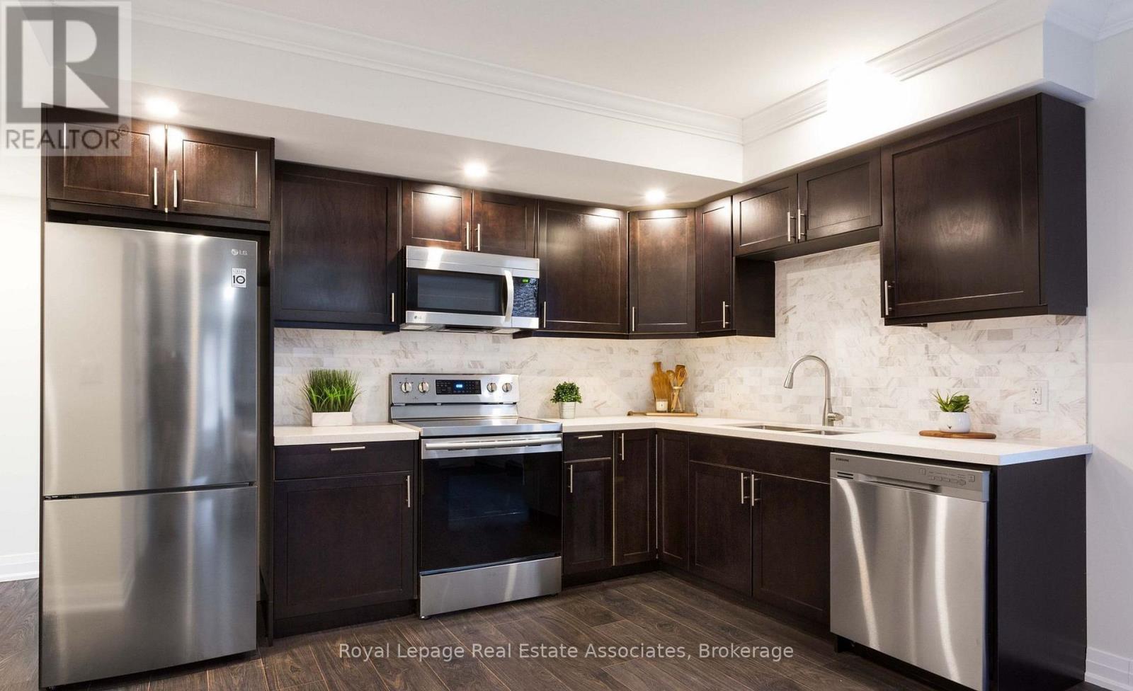 63 Jerome Street, Toronto, Ontario  M6P 1H8 - Photo 12 - W12446628
