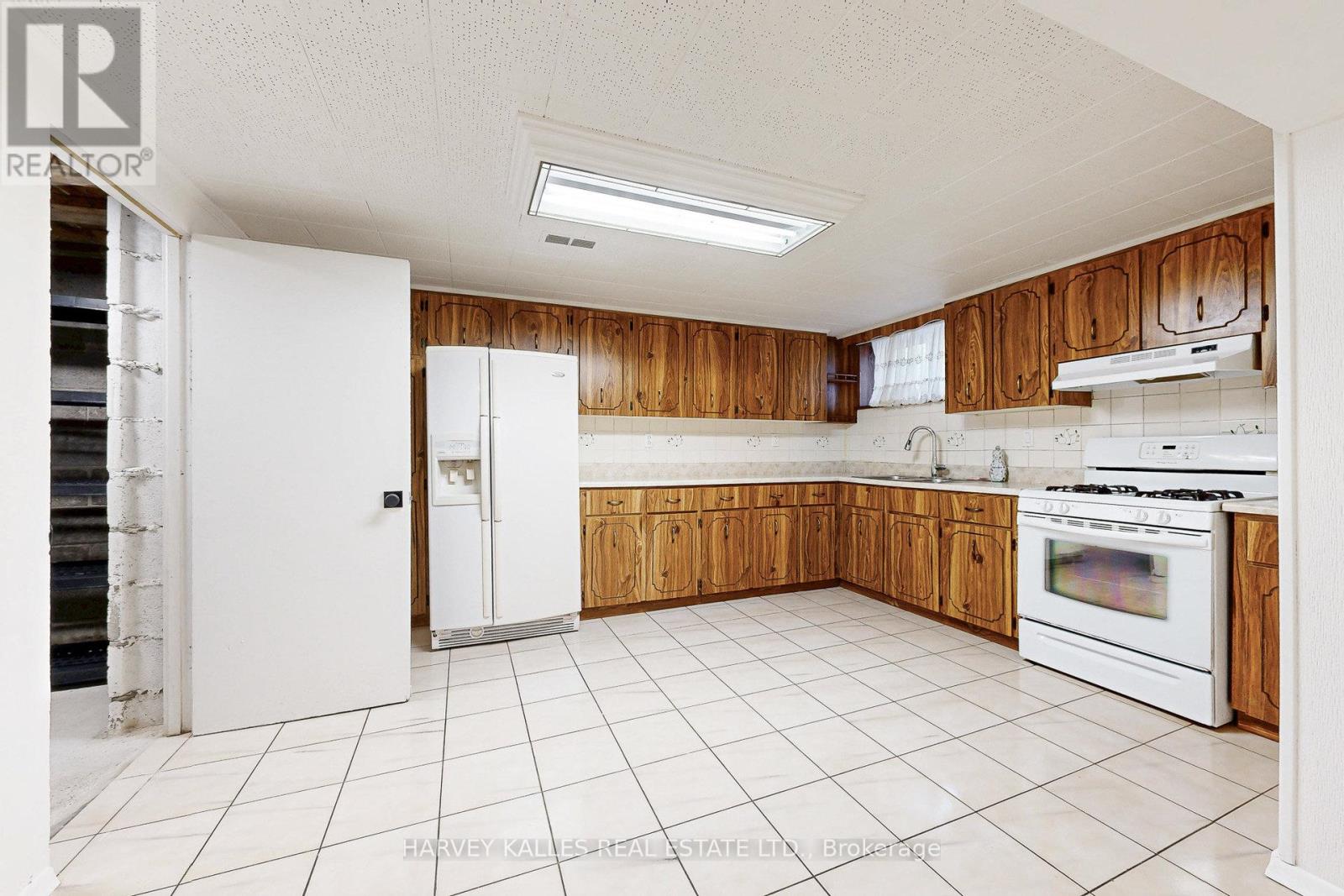 82 Acton Avenue, Toronto, Ontario  M3H 4H1 - Photo 26 - C12446620