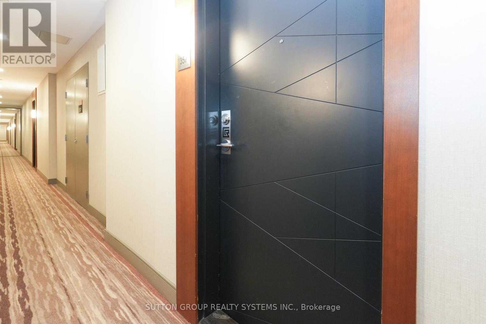 357 - 1575 Lakeshore Road, Mississauga, Ontario  L5J 1J4 - Photo 4 - W12446649