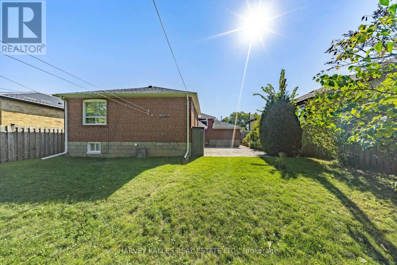 82 Acton Avenue, Toronto, Ontario  M3H 4H1 - Photo 37 - C12446620