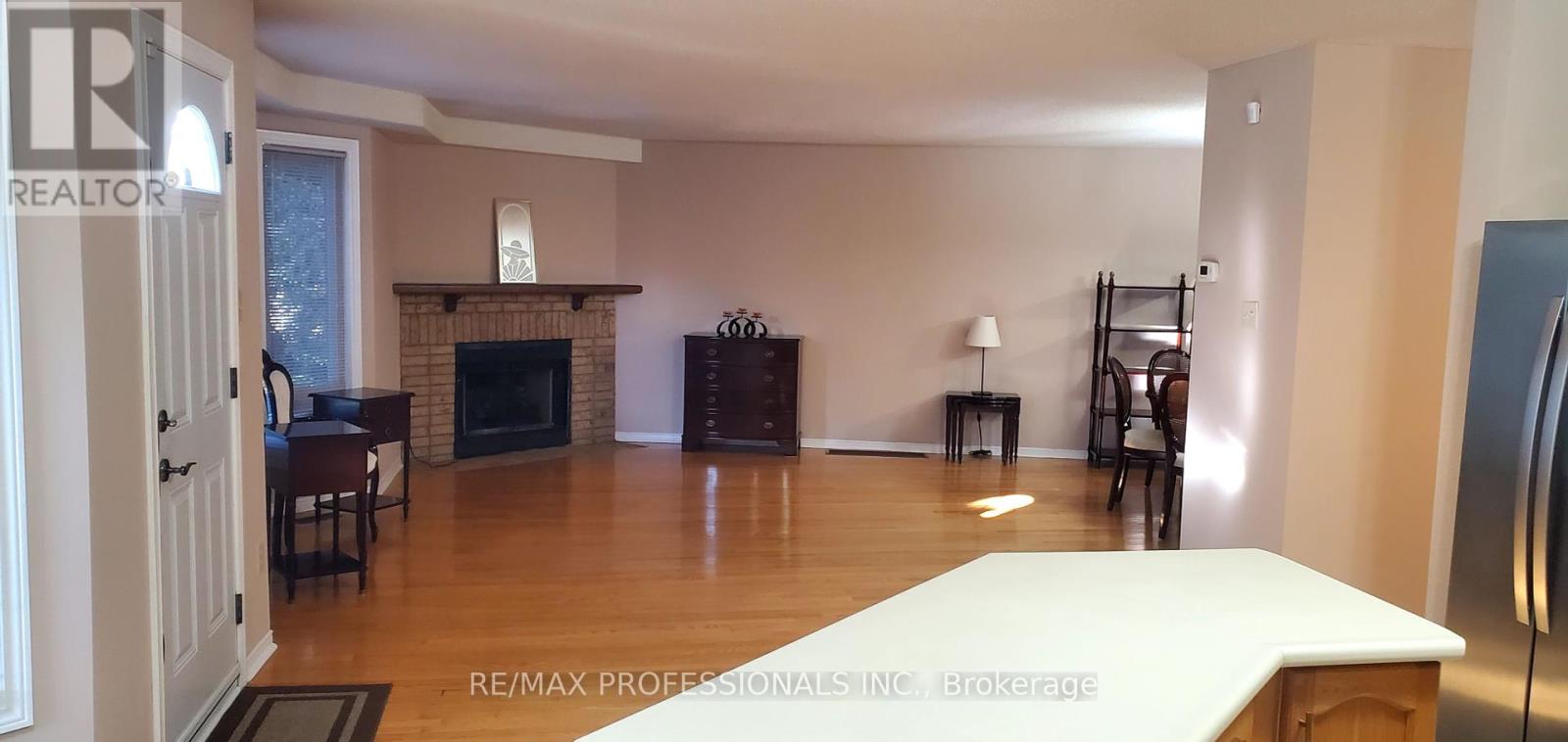 2545 Addingham Crescent, Oakville, Ontario  L6J 7K7 - Photo 13 - W12446669