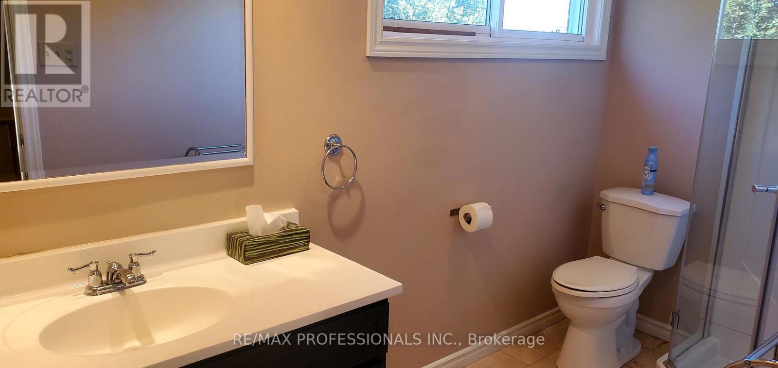 2545 Addingham Crescent, Oakville, Ontario  L6J 7K7 - Photo 20 - W12446669