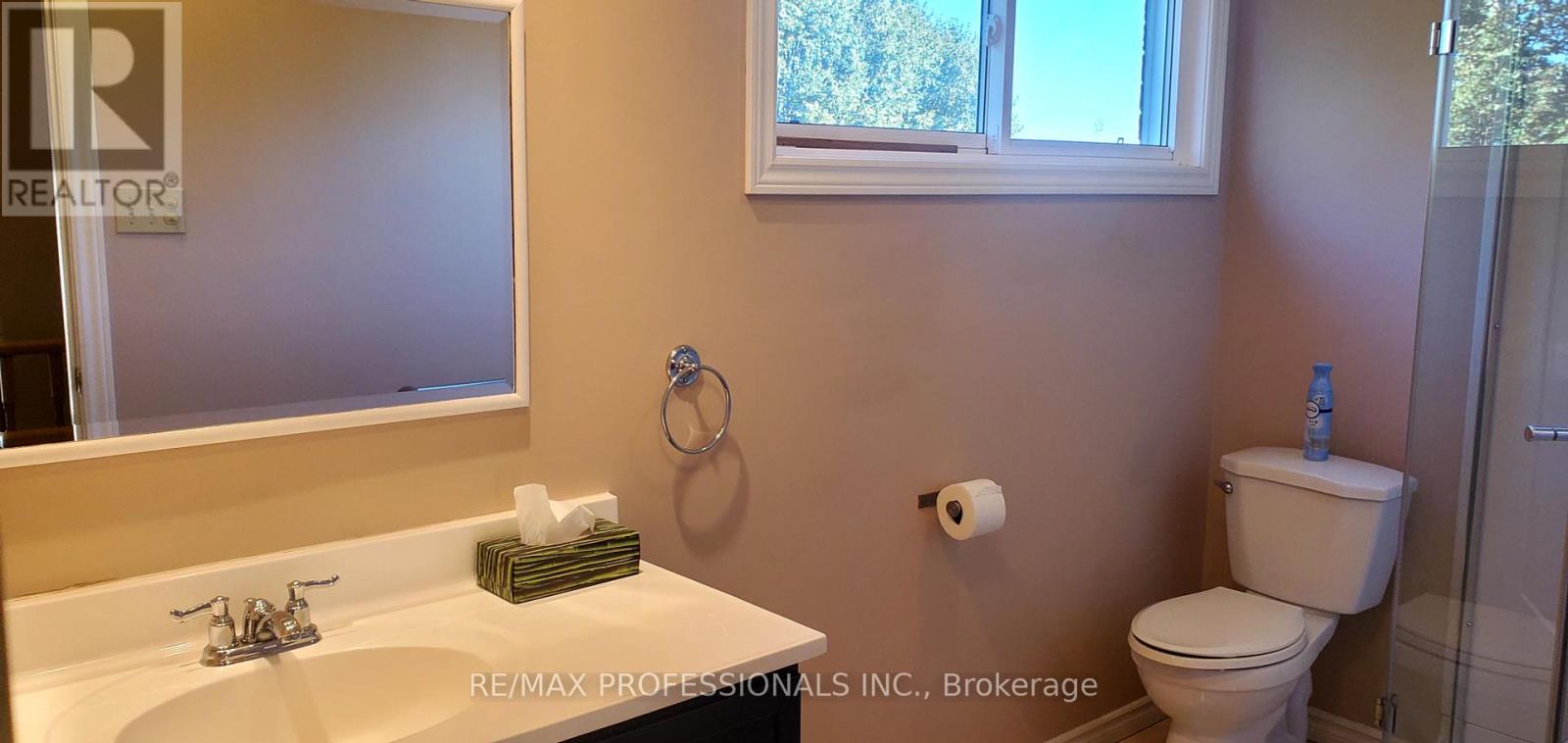 2545 Addingham Crescent, Oakville, Ontario  L6J 7K7 - Photo 21 - W12446669