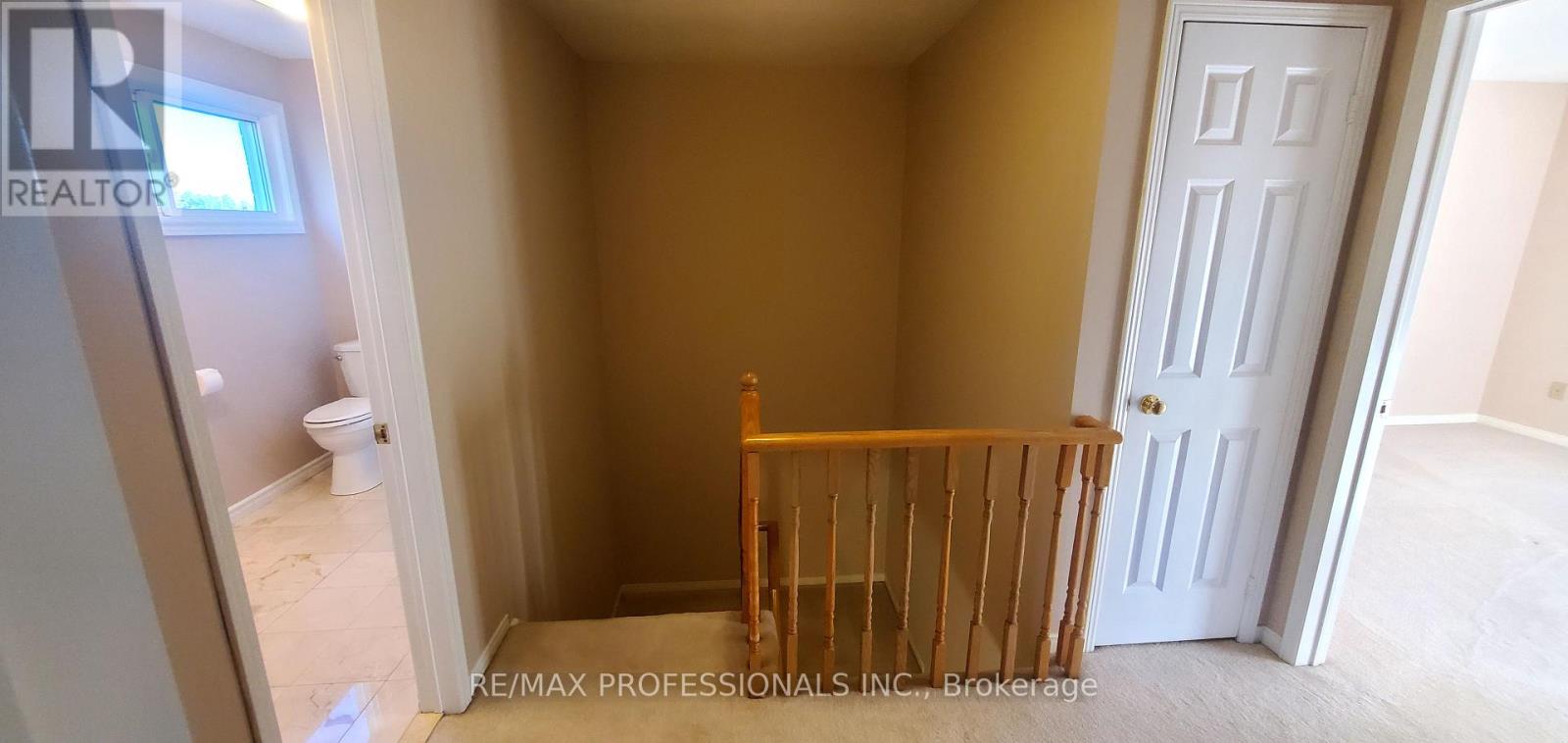 2545 Addingham Crescent, Oakville, Ontario  L6J 7K7 - Photo 22 - W12446669
