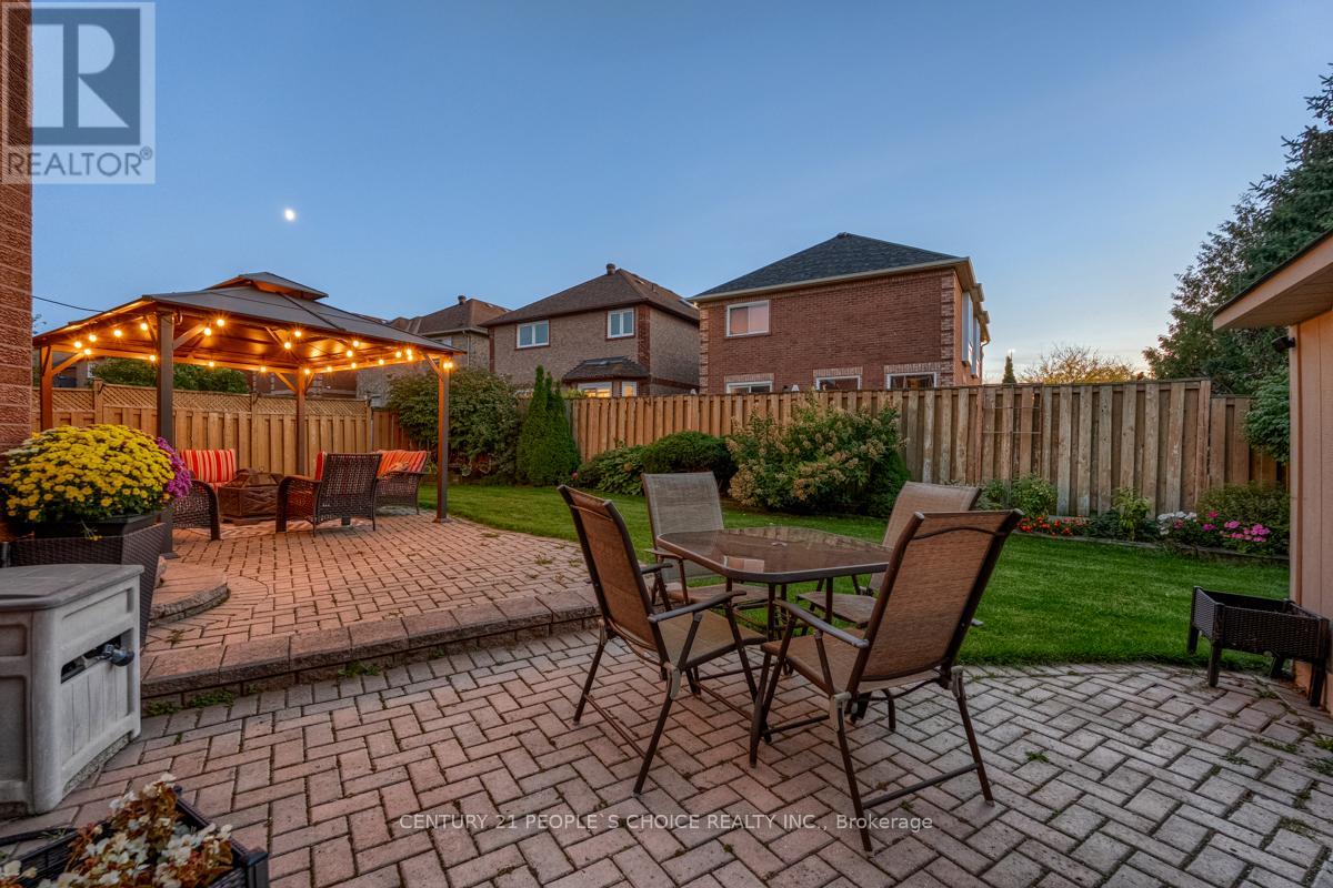 5374 Fallingbrook Drive, Mississauga, Ontario  L5V 1P7 - Photo 31 - W12446672
