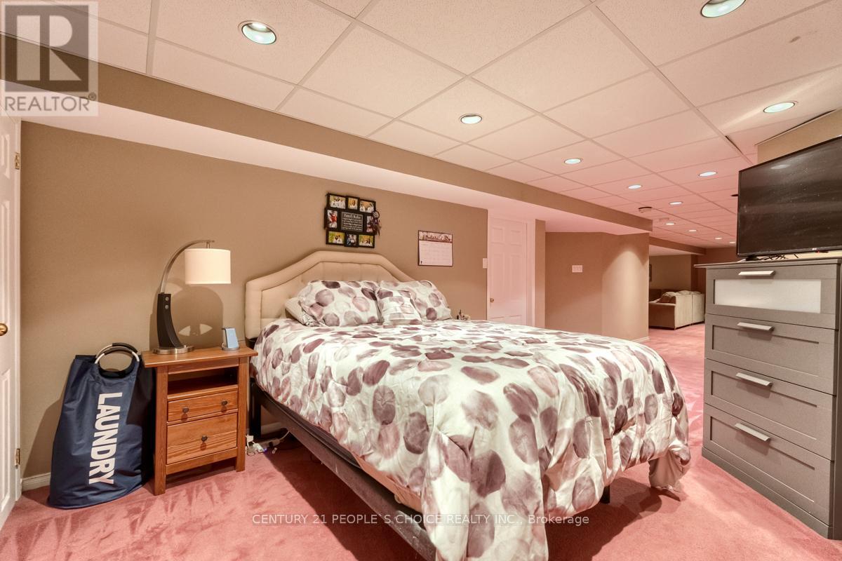 5374 Fallingbrook Drive, Mississauga, Ontario  L5V 1P7 - Photo 36 - W12446672