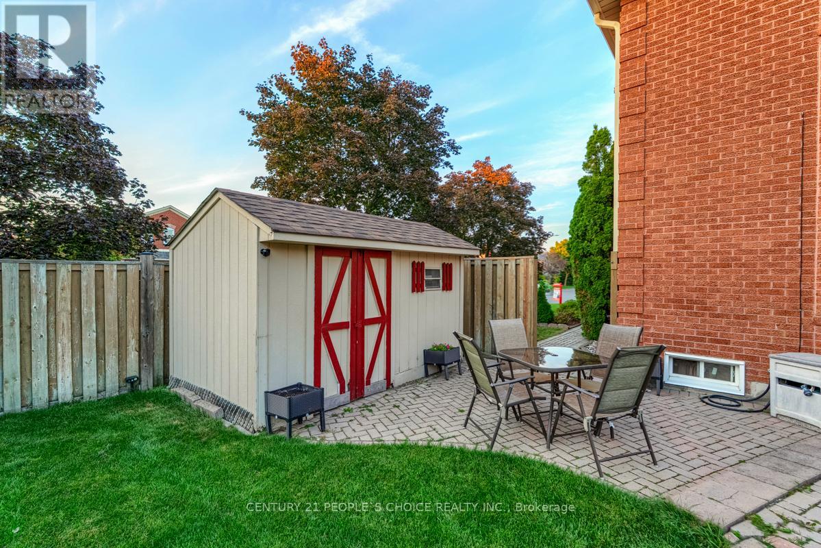 5374 Fallingbrook Drive, Mississauga, Ontario  L5V 1P7 - Photo 38 - W12446672