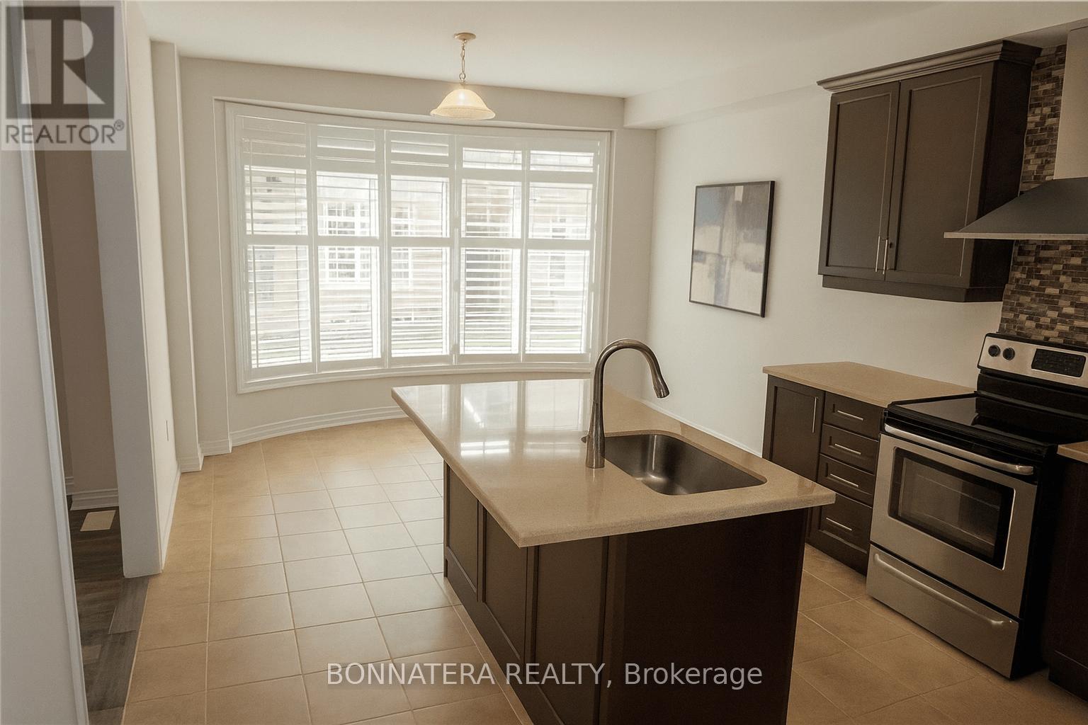 230 Jessie Caverhill Pass, Oakville, Ontario  L6M 0Z6 - Photo 7 - W12446681