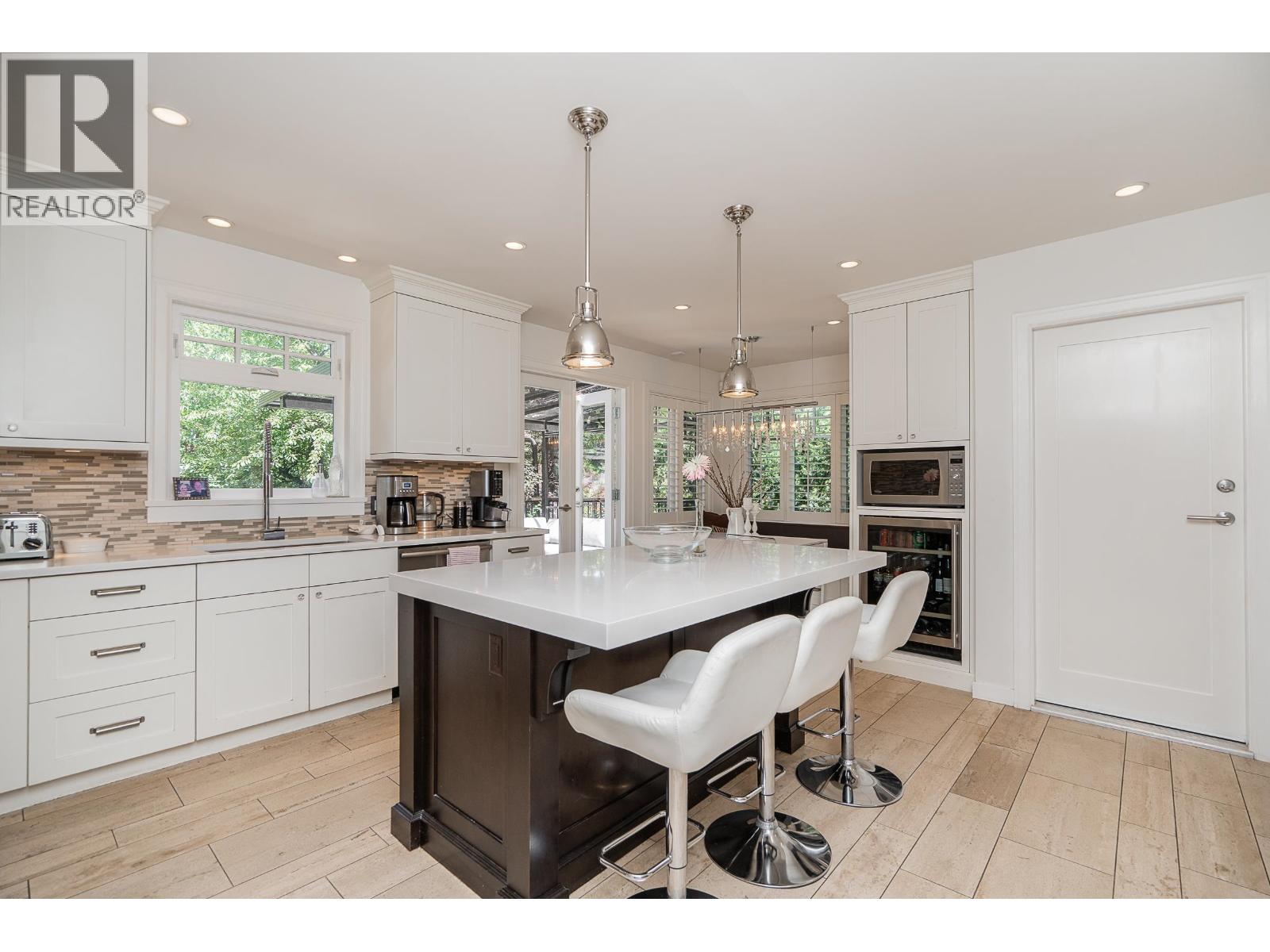 3821 W Broadway, Vancouver, British Columbia  V6R 2C2 - Photo 10 - R3038034